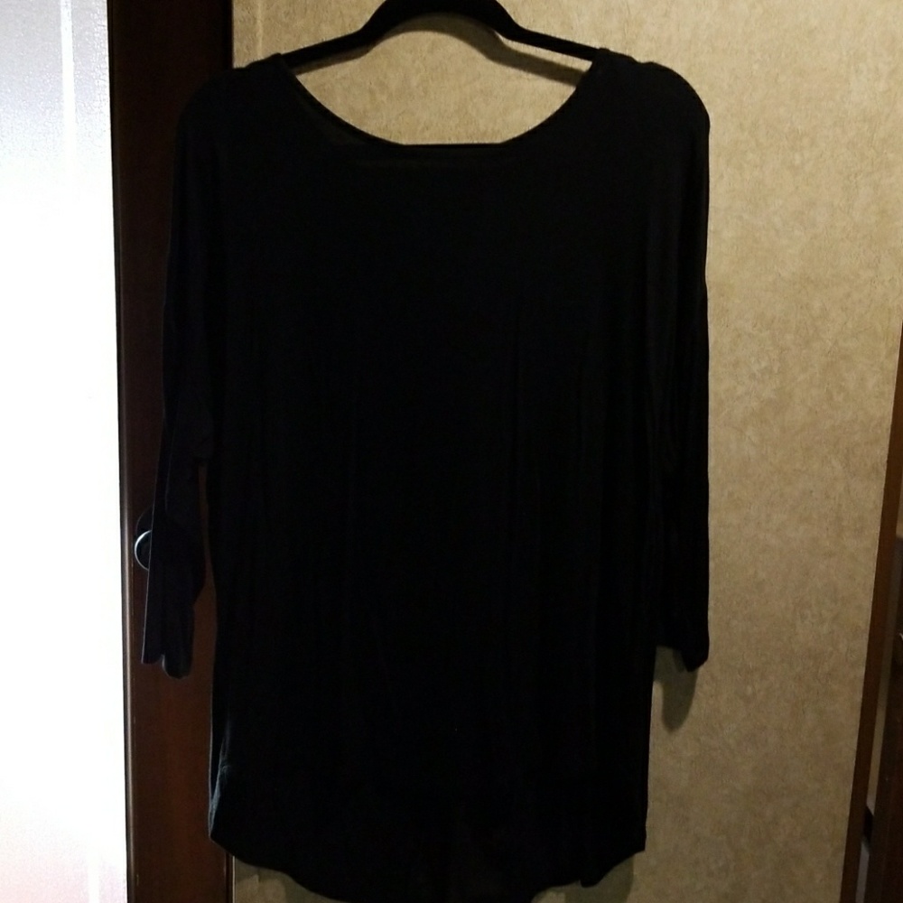 Shirt - Picture 4 of 4